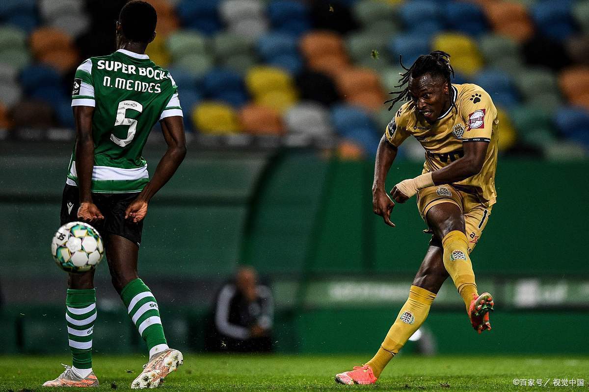 今夜埃因霍温单刀错失——荷甲节点到来，悬念犹存，纪律约束更严格